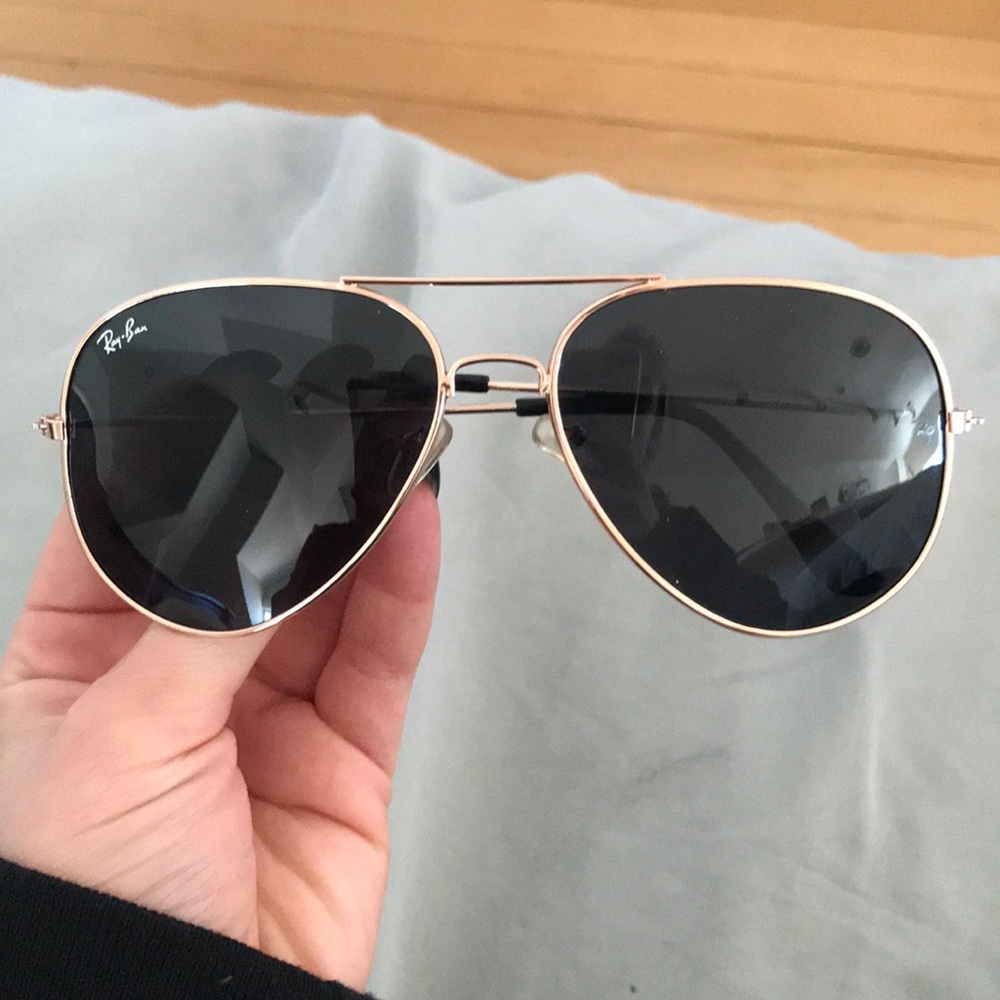 WORN ONCE RAY BAN AVIATORS BRAND NEW!